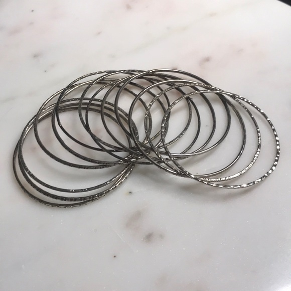 Silver bangles - Picture 2 of 2